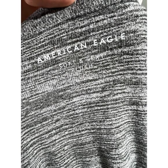 American Eagle Soft & Sexy Plush Long Sleeve Top, Size L, 95% Polyester, Grey - Picture 5 of 6